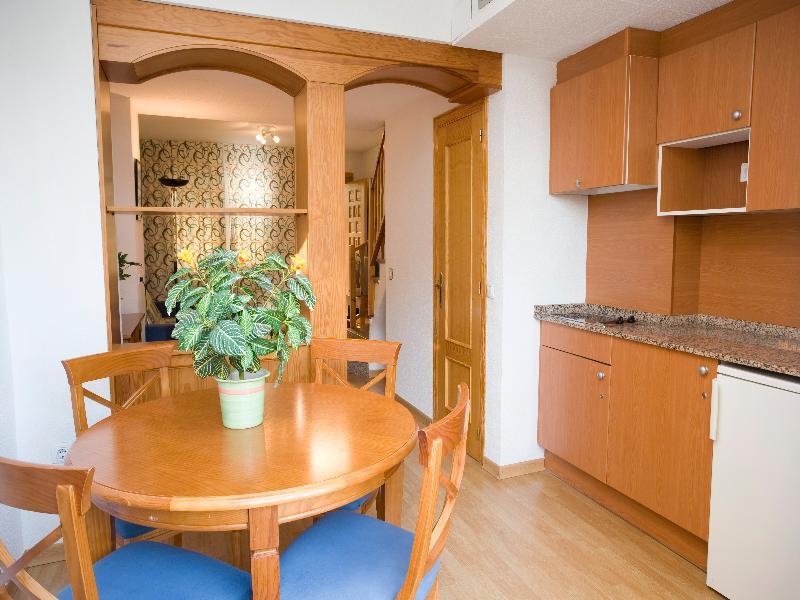 Apartamentos turísticos Jardines del Plaza Peñíscola Exterior foto