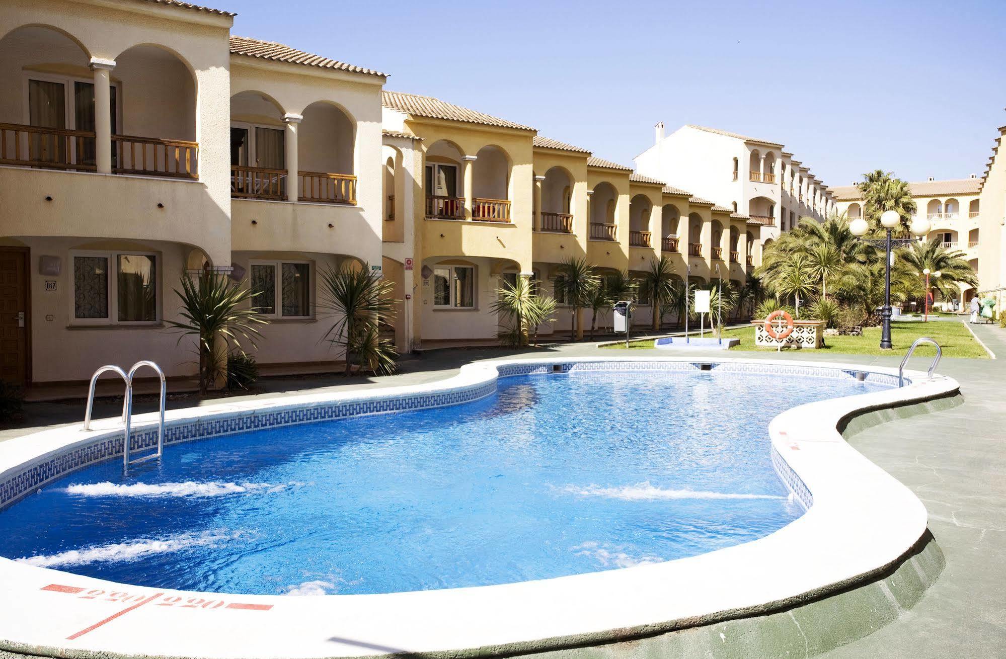 Apartamentos turísticos Jardines del Plaza Peñíscola Exterior foto